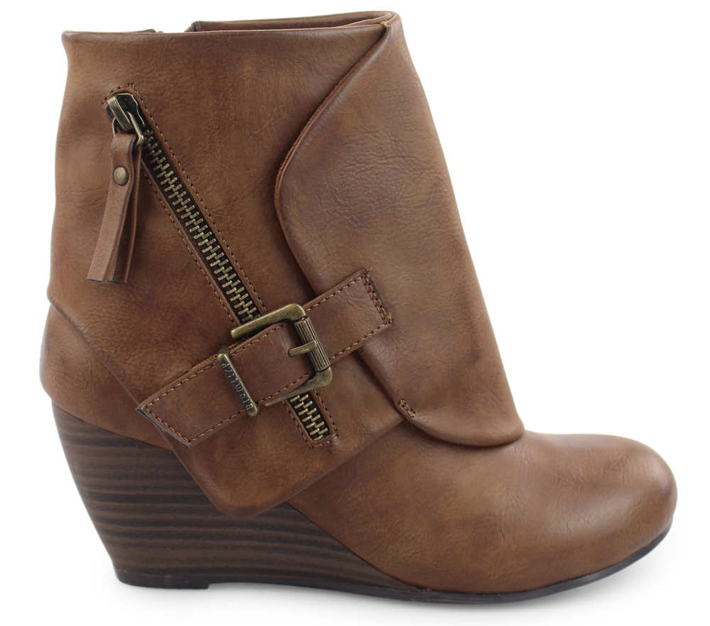 Bilocate - Round Toe Bootie With Ruched 