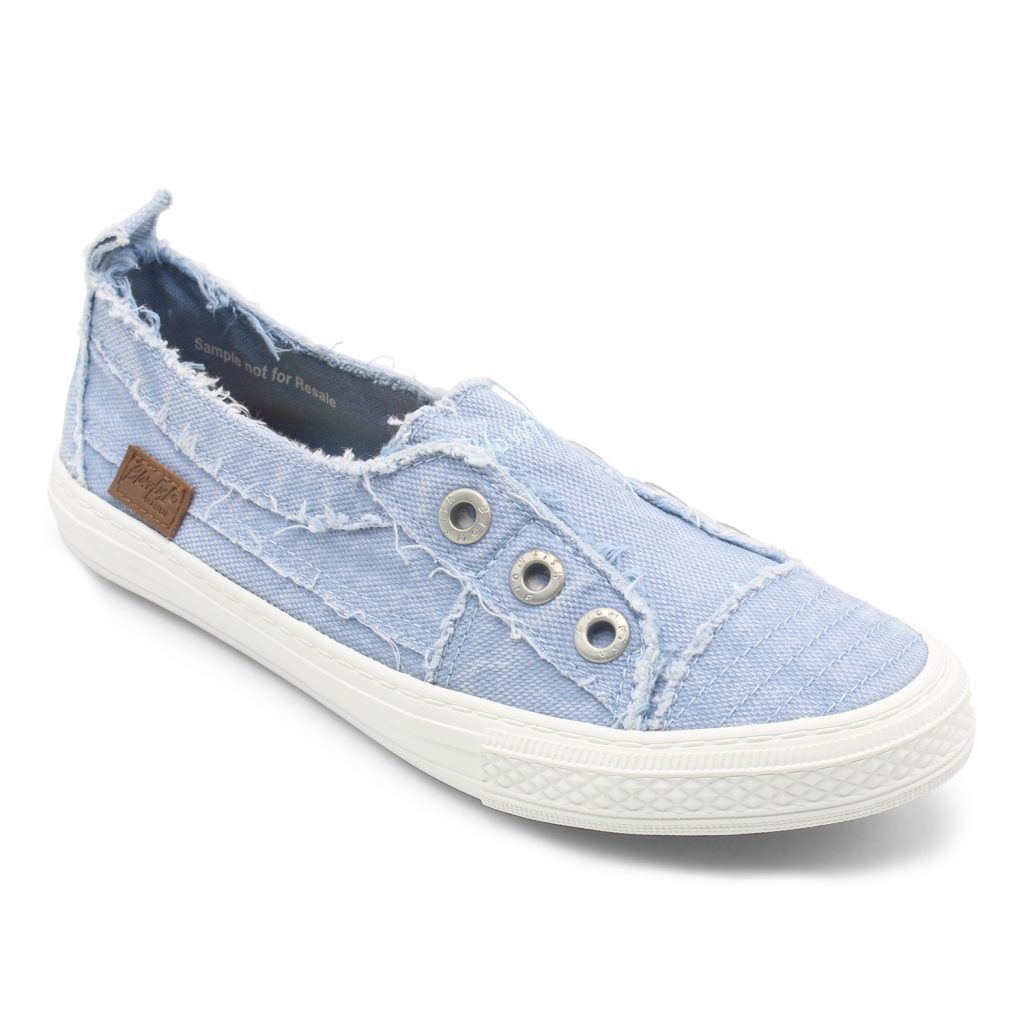 blowfish white canvas shoes